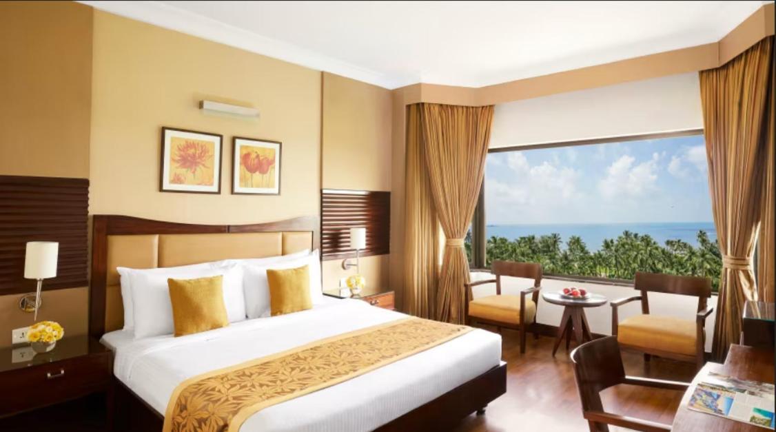 The Retreat Hotel & Convention Centre Mumbai Exterior foto